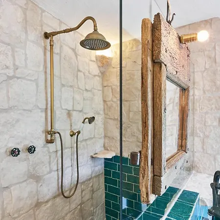 Trulli Orazio Kır Evi *